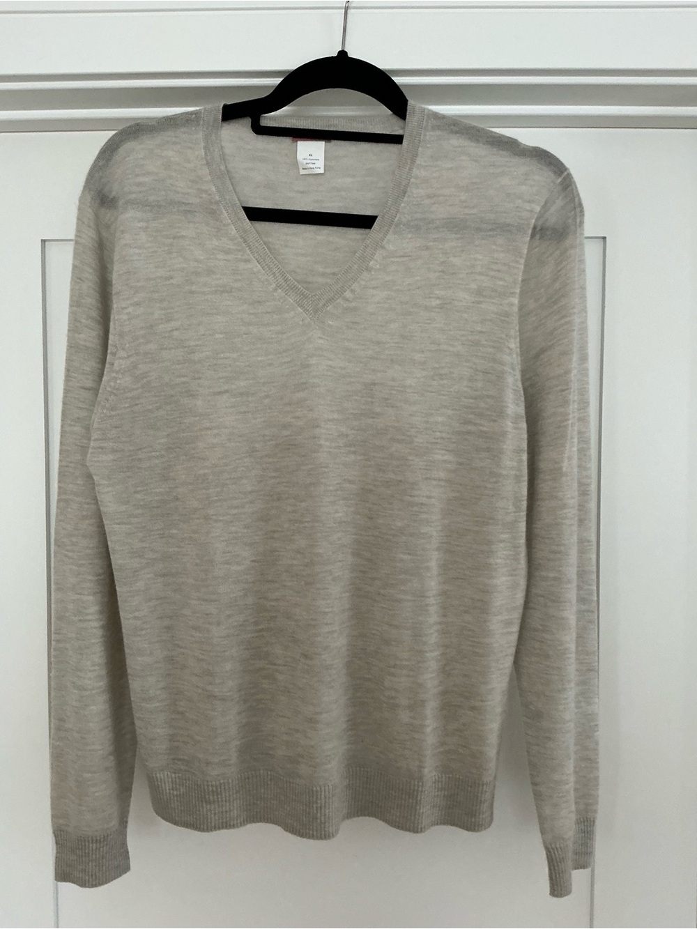J. Crew Women’s Cashmere V-Neck Sweater in Light Grey Size XL